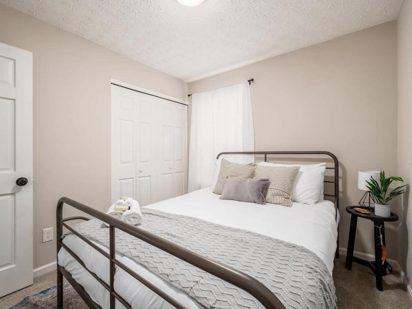 Urban Oasis W Hot Tub Near Downtown & Arena District * Columbus